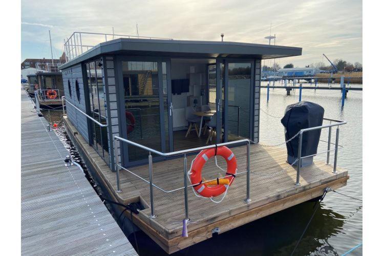 Hausboot Fjord Vela Mit Biosauna In Barth Buitenkant foto